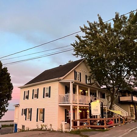Les Pinsons Des Rives Bed & Breakfast Ла Мале Екстериор снимка