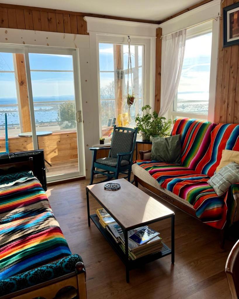 Les Pinsons Des Rives Bed & Breakfast Ла Мале Екстериор снимка
