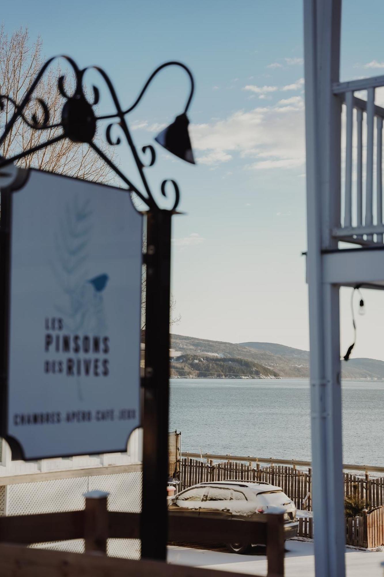 Les Pinsons Des Rives Bed & Breakfast Ла Мале Екстериор снимка