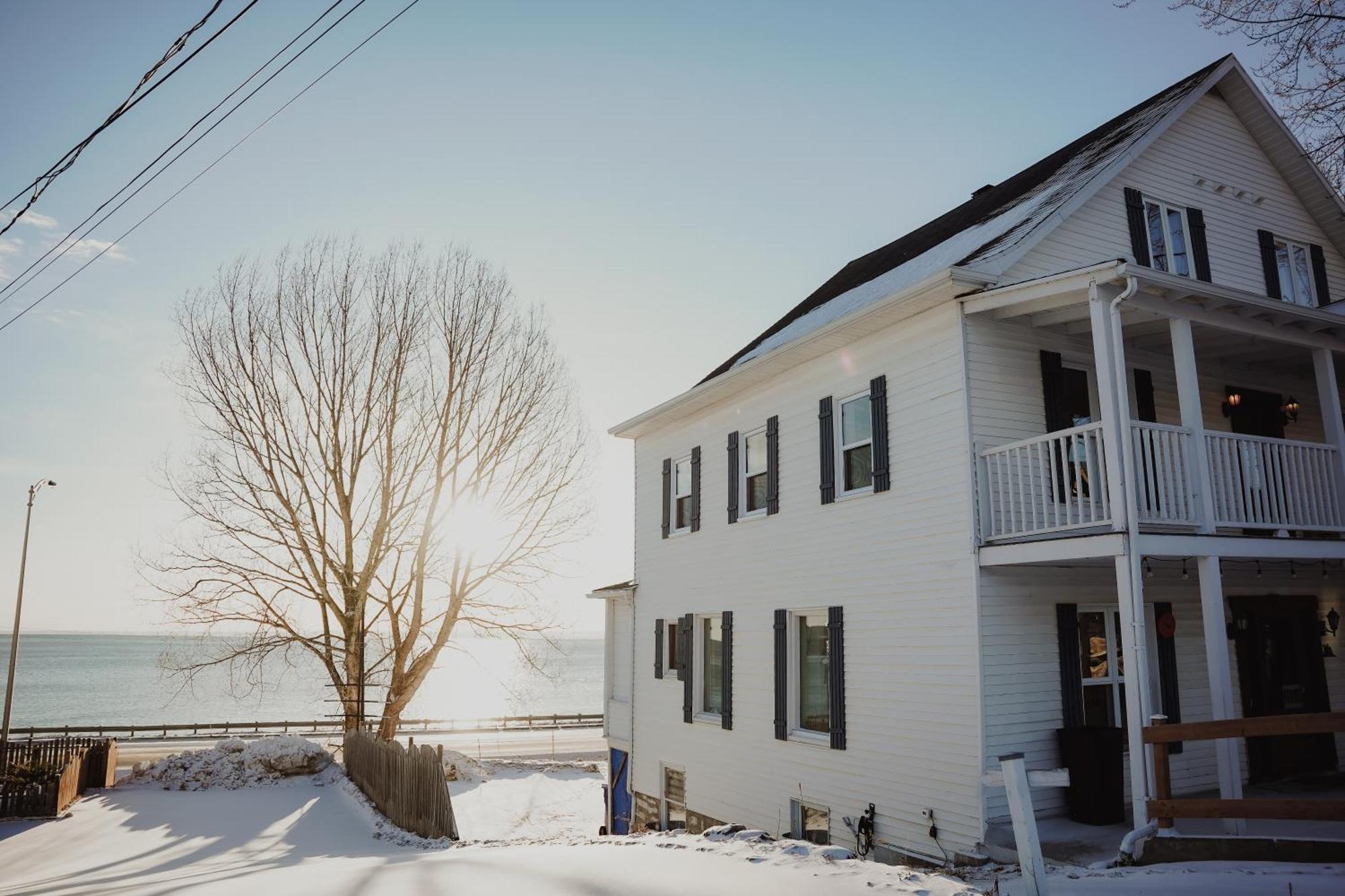 Les Pinsons Des Rives Bed & Breakfast Ла Мале Екстериор снимка