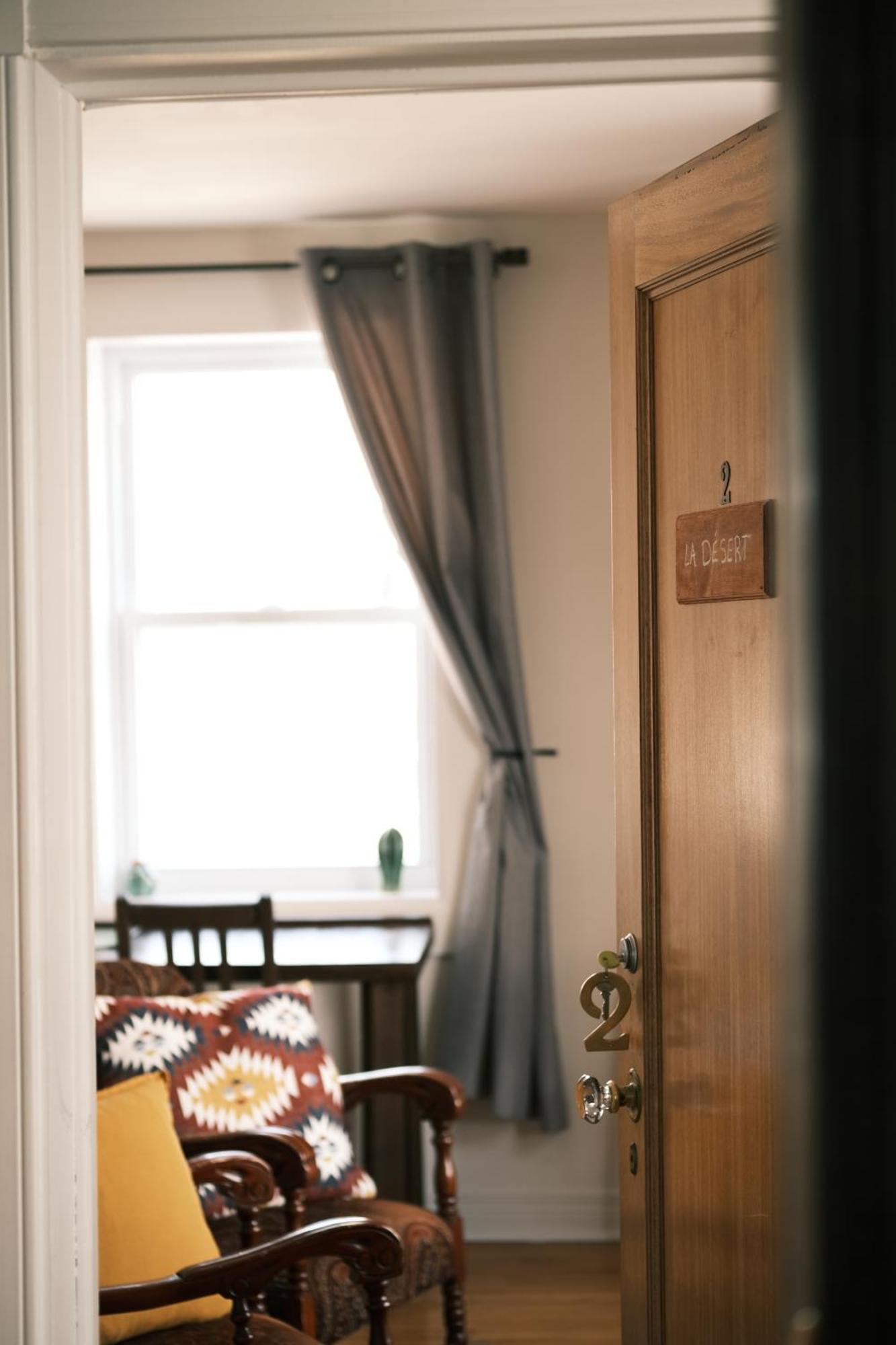 Les Pinsons Des Rives Bed & Breakfast Ла Мале Екстериор снимка