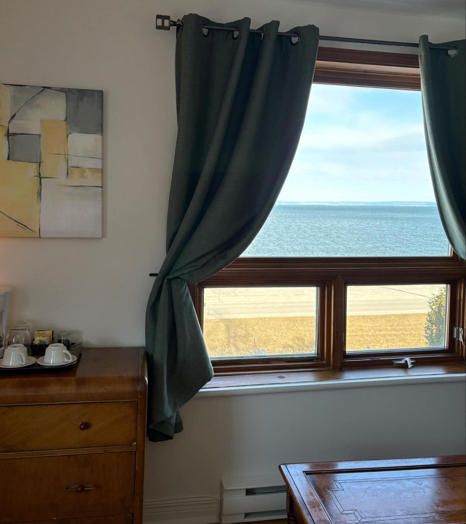 Les Pinsons Des Rives Bed & Breakfast Ла Мале Екстериор снимка