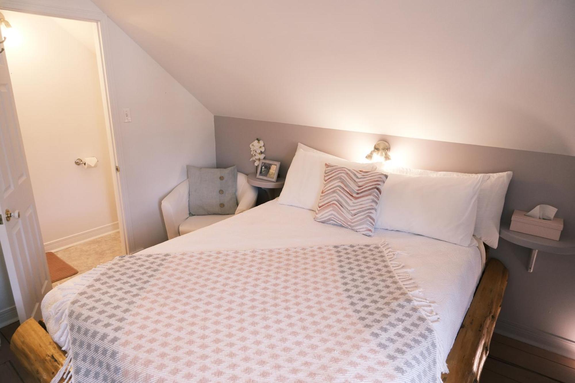 Les Pinsons Des Rives Bed & Breakfast Ла Мале Стая снимка